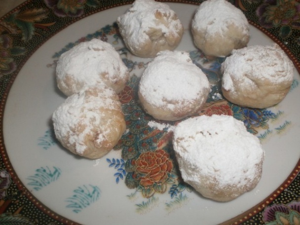 Lístkové guľky plnené marcipánom - obrázok 6