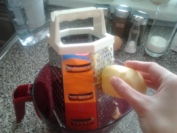 Soté v zemiakovej placke - obrázok 5