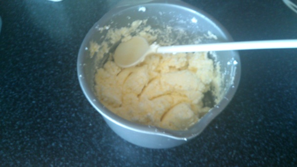 Tvarohovo-mandarínková poťahovaná torta (fotorecept) - obrázok 9