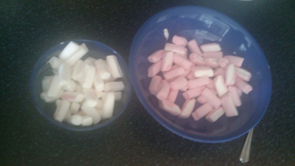 Tvarohovo-mandarínková poťahovaná torta (fotorecept) - obrázok 13