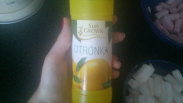 Tvarohovo-mandarínková poťahovaná torta (fotorecept) - obrázok 14