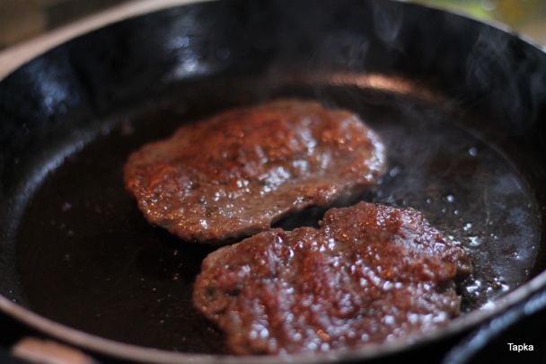 Šťavnatý hamburger (fotorecept) - obrázok 5