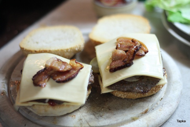 Šťavnatý hamburger (fotorecept) - obrázok 9