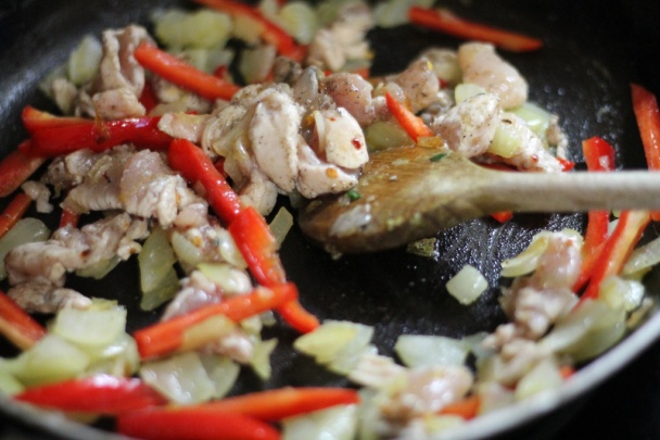 Soté à la co zahrada dala s kuracím mäsom (fotorecept) - obrázok 6