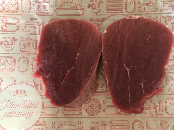 Hovädzí steak s fazuľkou na falošno (fotorecept) - obrázok 1