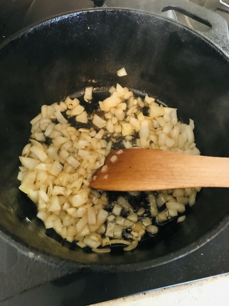 Hovädzie so smotanovo-zeleninovou omáčkou v jednom hrnci (fotorecept) - obrázok 3