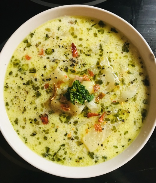 Veľmi chutná fazuľová polievka so zelerom (fotorecept) - obrázok 5