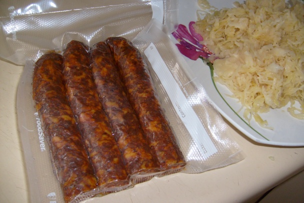 Gazdovská kapustová polievka s domácou klobásou - obrázok 2