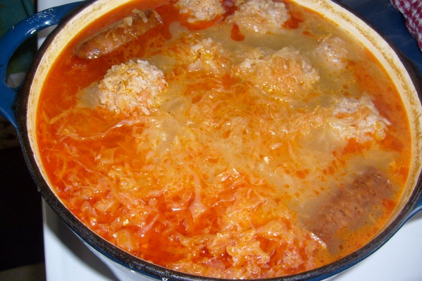 Gazdovská kapustová polievka s domácou klobásou - obrázok 6