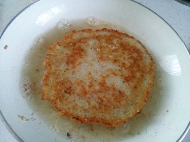 Detvianske rezne v zemiakovej placke - obrázok 1