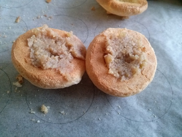 Snehové gule plnené orechovou plnkou (fotorecept) - obrázok 4