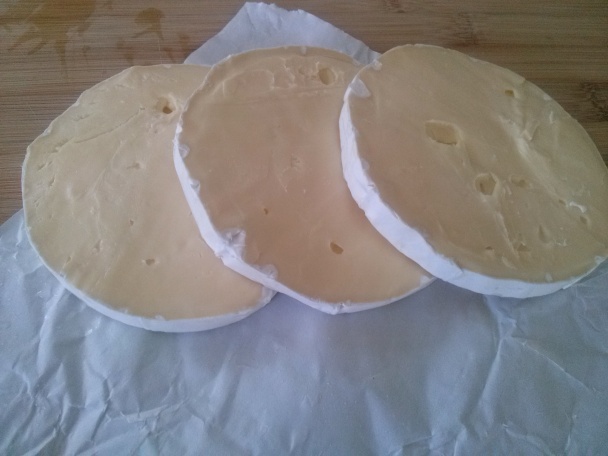 Vyprážaný camembert - obrázok 1