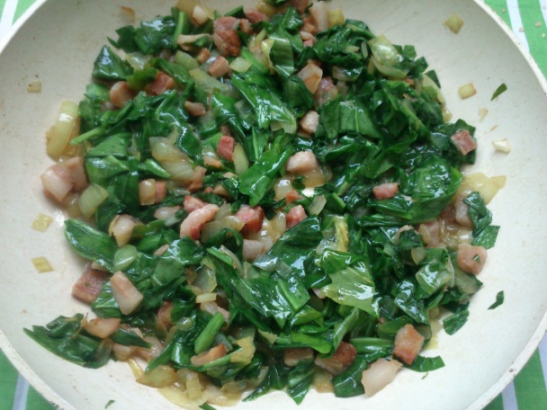 Rožkový koláč s Lučinou a medvedím cesnakom (fotorecept) - obrázok 2