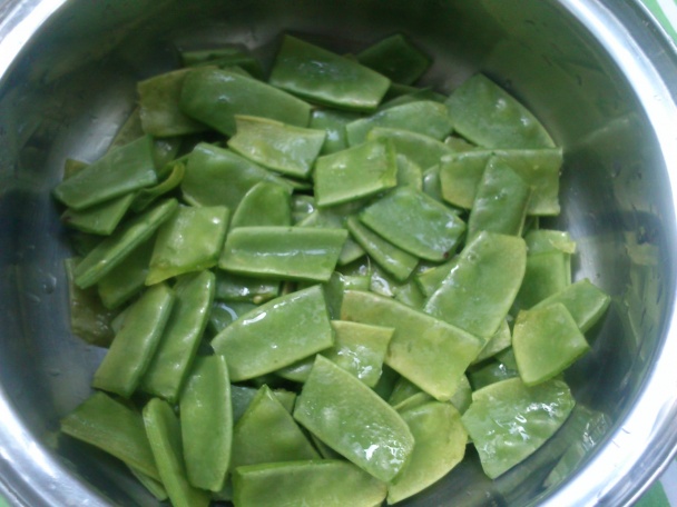 Cestoviny s hráškovými strukmi v smotanovo-citrónovej omáčke (fotorecept) - obrázok 2