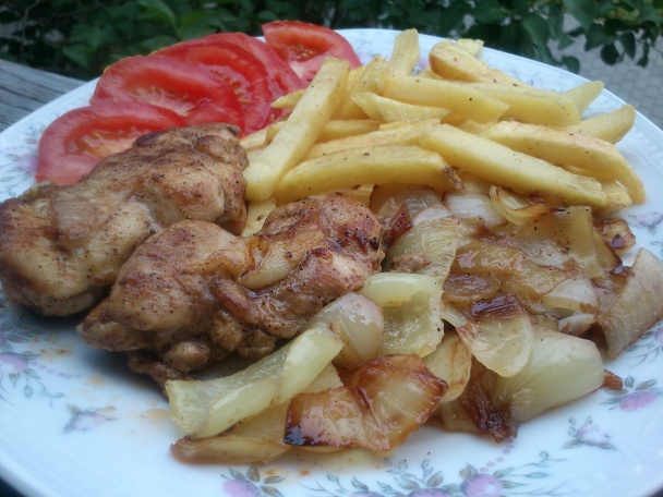 Bravčová krkovička alebo kuracie stehná s cibuľkou - obrázok 5