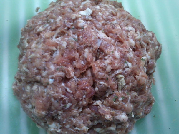 Roláda z mletého mäsa plnená klobásou - cholesterová bomba (fotorecept) - obrázok 2