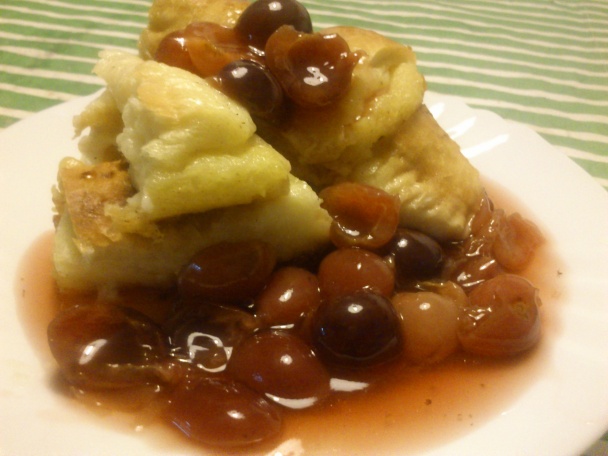 Expresná pudingová žemľovka s čerešňovou omáčkou (fotorecept) - obrázok 7