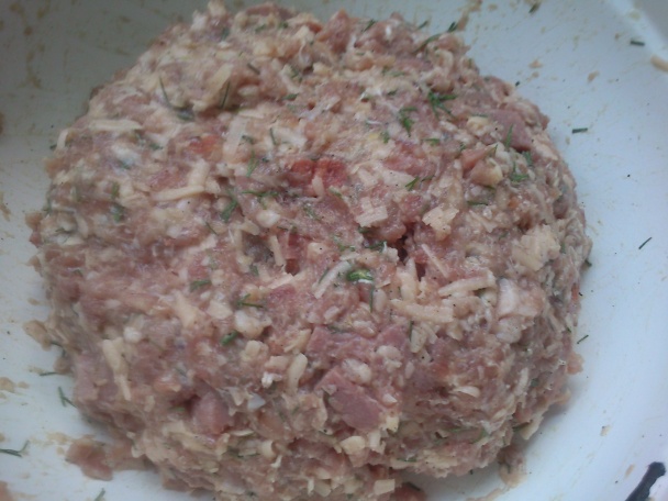 Tradičné smotanovo-kôprové zemiaky vs. netradičný mletý rezeň (fotorecept) - obrázok 3