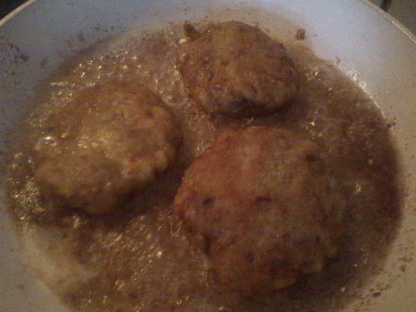 Tradičné smotanovo-kôprové zemiaky vs. netradičný mletý rezeň (fotorecept) - obrázok 6