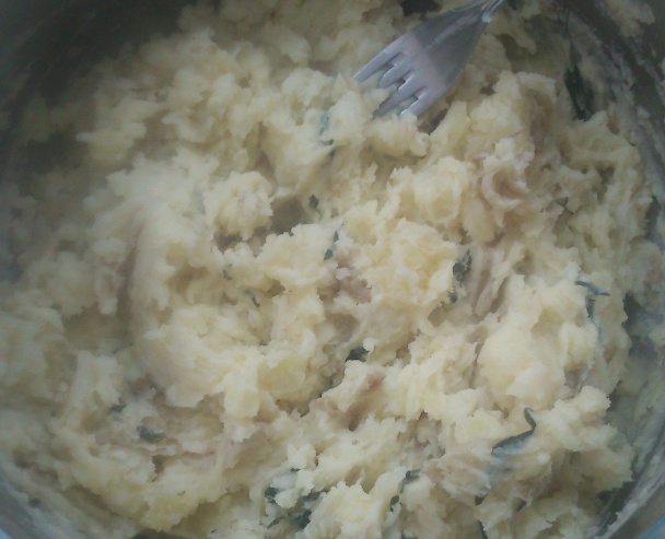 Bravčovo-bryndzová roláda, zelerové zemiaky (fotorecept) - obrázok 8