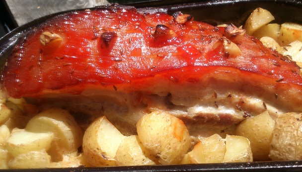 Bôčik pečený v mlieku s cesnakom, francúzska cibuľová zálievka (fotorecept) - obrázok 3