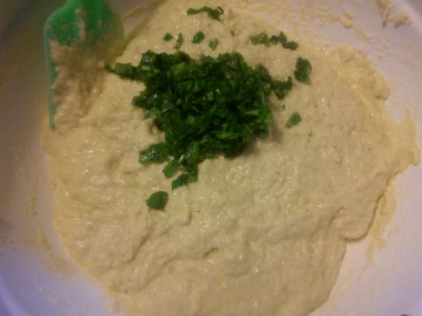 Halušky z cukety; mleté mäso v paradajkovej omáčke s cuketovými šupkami - obrázok 6