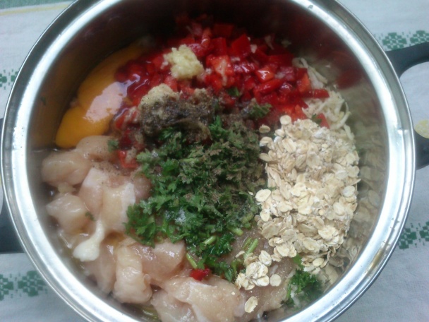 Zelerovo-kuracie fašírkorezne pečené v rúre (fotorecept) - obrázok 3