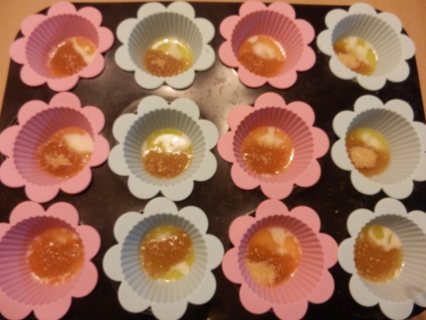 Karamelovo-banánové muffiny naopak - obrázok 1