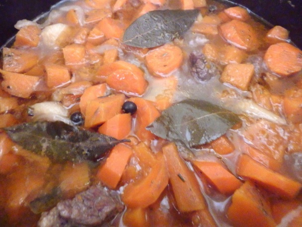 Jesenné hovädzie na zelenine (fotorecept) - obrázok 5