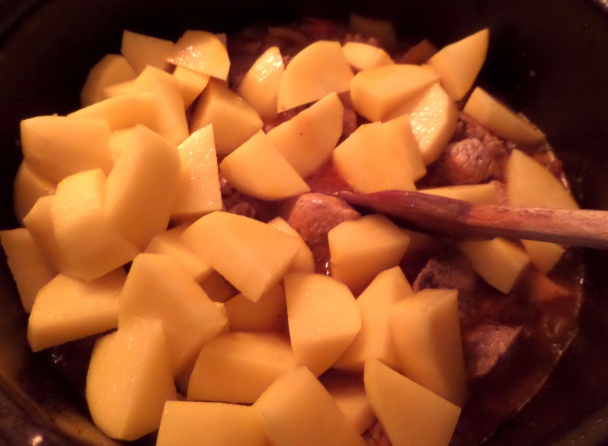 Guláš silvestrovský naopak podľa F&H (fotorecept) - obrázok 6