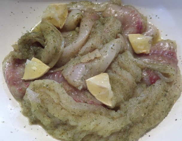 Treska pod chlebovo-zemiakovou krustou s pečenou červenou kapustou - obrázok 1