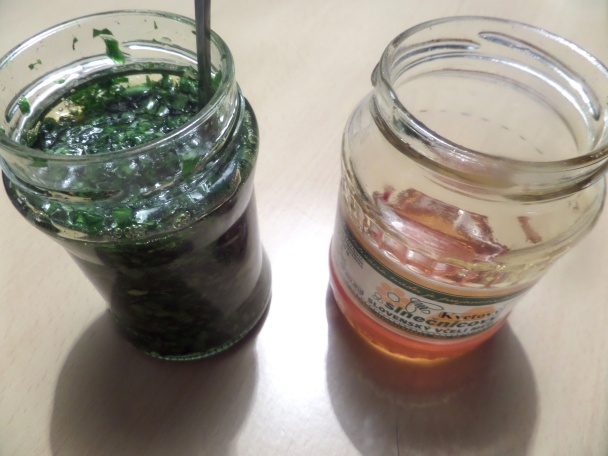 Medvedí cesnak v mede so zázvorom (fotorecept) - obrázok 4