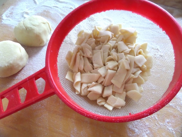 Opečené domáce rezance s ovčím syrom podľa Cesminaz - obrázok 2