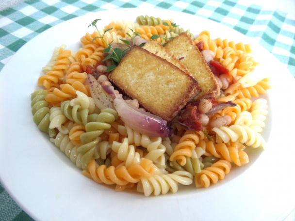 Zdravý a sýty fazuľovo-šampiňónový šalát - obrázok 2