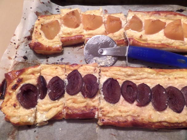 Lístkové rezy s tvarohom a ovocím (fotorecept) - obrázok 7