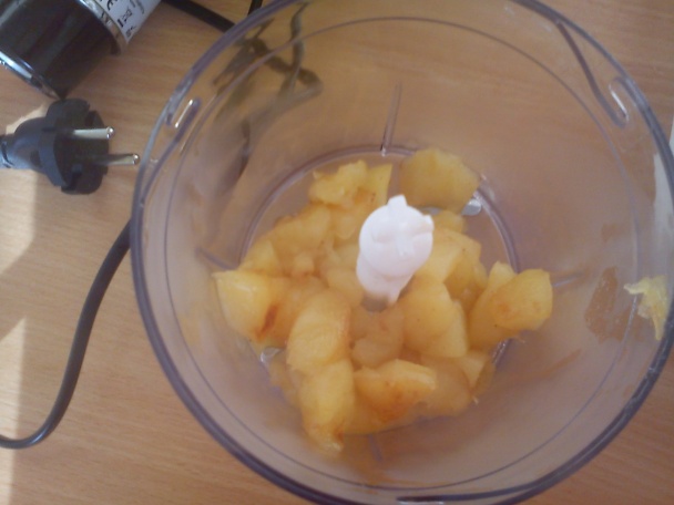 Jablková detská výživa pre moju sestričku (fotorecept) - obrázok 7