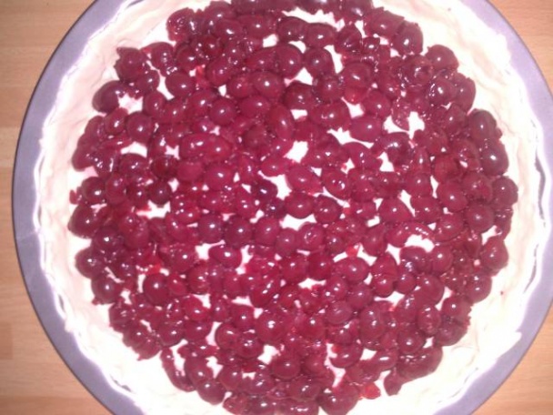 Višňovo-smotanový koláč (fotorecept) - obrázok 1