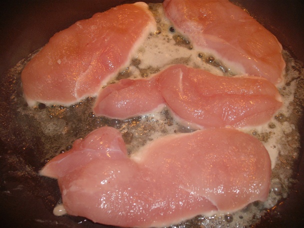 Kuracie steaky s brusnicovou redukciou a kokosovou ryžou (fotorecept) - obrázok 1