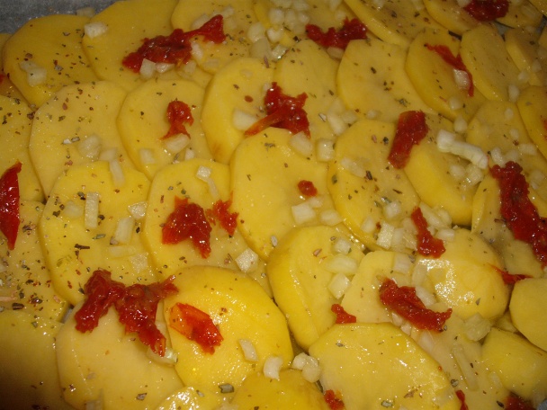 Pečené zemiaky s citrusovým balsamicom a fetou (fotorecept) - obrázok 3