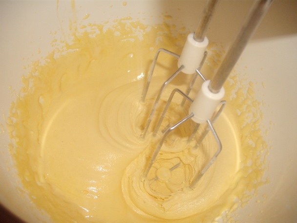 Saténový koláčik - obrázok 3