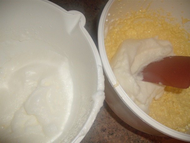 Saténový koláčik - obrázok 5