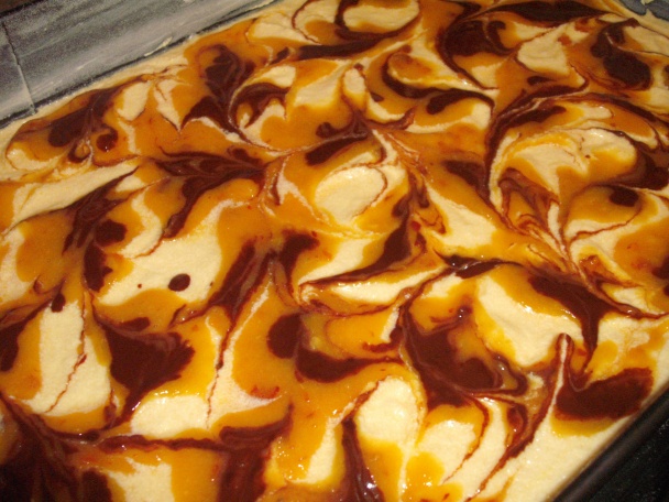 Broskyňovo-marcipánový koláč - obrázok 9