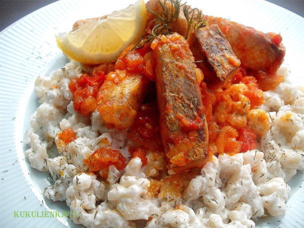 Filety zo sumca s rajčinovou omáčkou a smotanovo-kôprovými haluškami - obrázok 8