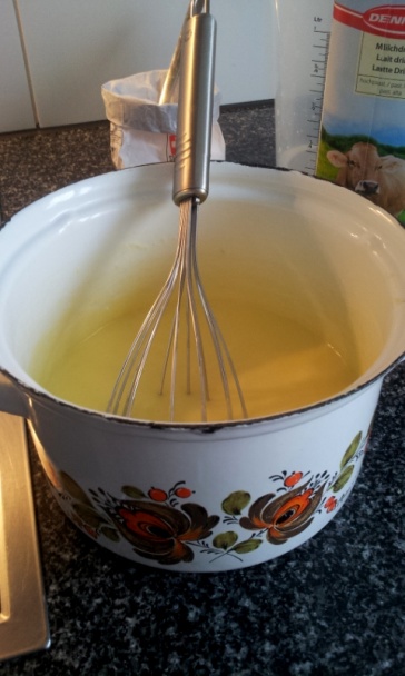 Linecký koláč so smotanovou plnkou (fotorecept) - obrázok 1