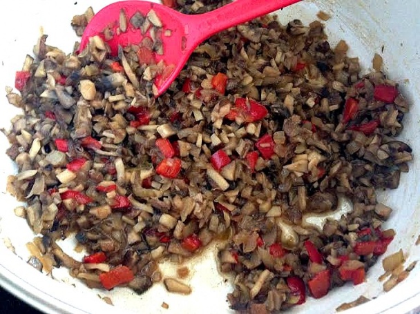 Zubáč na masle so zemiakom plneným hubami (fotorecept) - obrázok 4