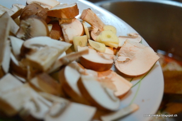 Kuracie stehná Marengo - obrázok 3