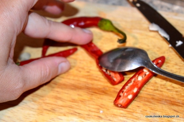 Nakladaný karfiol s mrkvou a čili papričkami (fotorecept) - obrázok 1