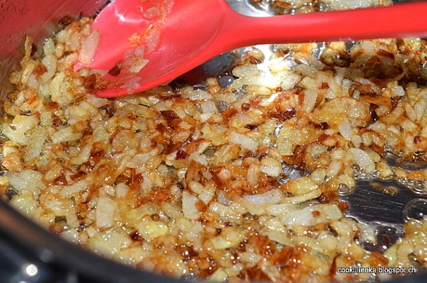 Zemiakové gule s kuracou pečeňou a bryndzovou omáčkou (fotorecept) - obrázok 3