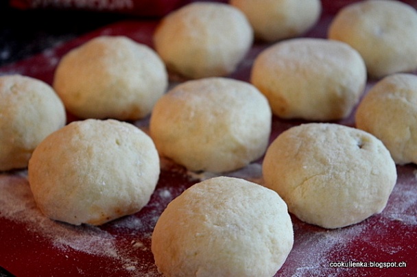 Zemiakové gule s kuracou pečeňou a bryndzovou omáčkou (fotorecept) - obrázok 7