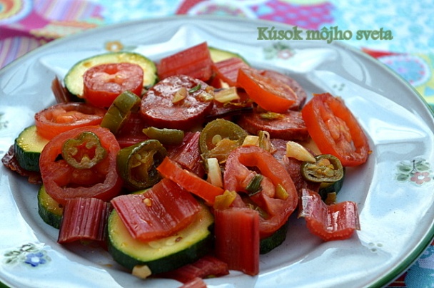 Pikantný mangold s cukinou a chorizom (fotorecept) - obrázok 5